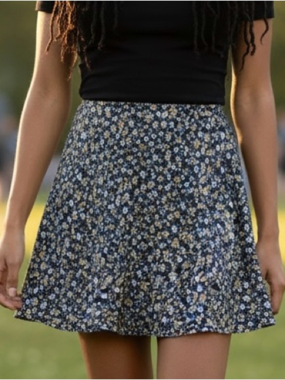 Aeropostale Floral Print Mini Skirt Pull on Style Lightweight Size XS